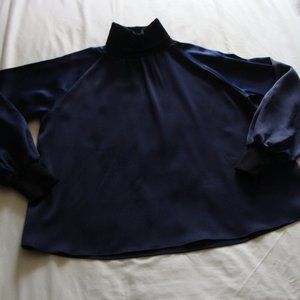 Blue & Black Long Sleeve SILKY Feel Knit Cuff & TURTLENECK Top by OAT NY Sz S